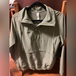 SAGE GREEN WINDBREAKER